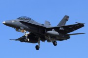 Πτώση αερoσκάφους F-18D των αμερικανών Πεζοναυτών