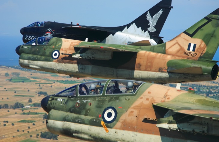 Έγκλημα: Αποσύρουν τα 43 μαχητικά κρούσης A-7E/TA-7C