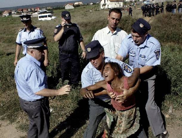 Μάχη σώμα με σώμα Ρομά-Πακιστανών στο Ζεφύρι