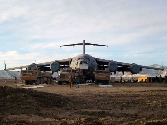 Πέταξε στις ΗΠΑ επισκευασμένο C-17 από το Αφγανιστάν.