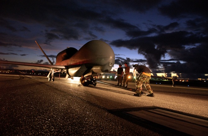 ΟΙ ΗΠΑ προσφέρουν Global Hawk στη Ν Κορέα