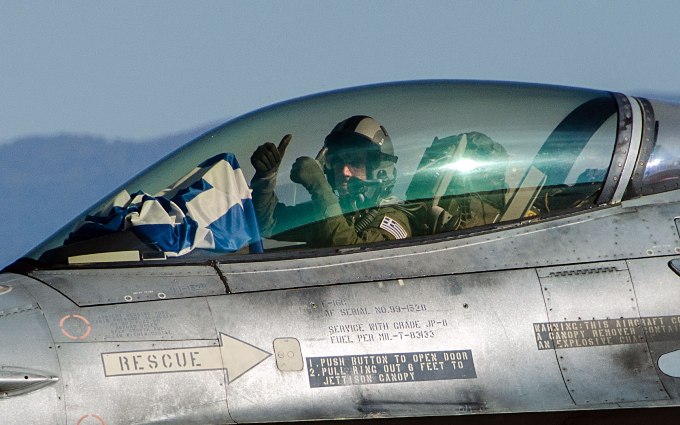 F-16 Demo Team Ανασκόπηση Επιδείξεων 2012