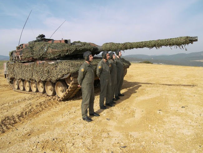 Έβρος: Βολή αρμάτων Leopard-2HEL στον “ΑΕΤΟ”