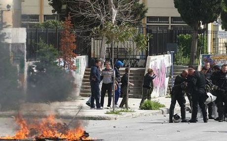 Bόλος: Ελεύθεροι οι 53 προσαχθέντες για τα επεισόδια μεταξύ οπαδών