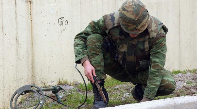 Γεμάτος όλμους ο βυθός της Τριχωνίδας