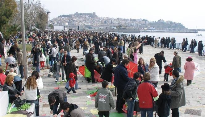 Απαγορεύθηκαν οι δημόσιες συγκεντρώσεις σήμερα!