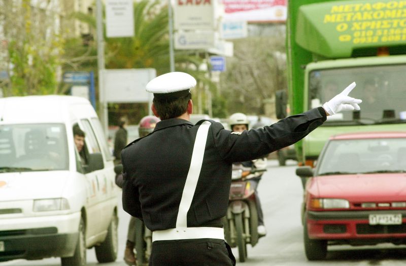 Σε επιφυλακή η Τροχαία για την έξοδο του τριημέρου