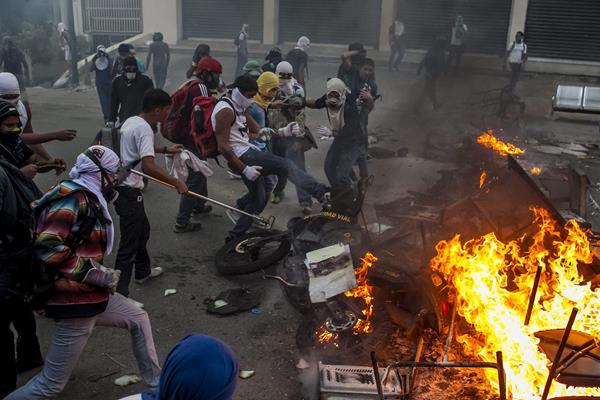 Βενεζουέλα: Σοκάρει η εκτέλεση 28χρονης εγκύου στα οδοφράγματα