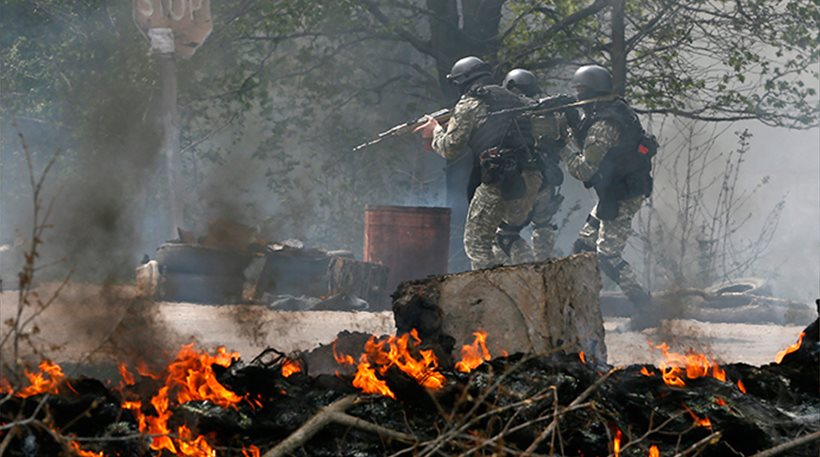 Οι Ουκρανοί ξεκίνησαν σφοδρή επίθεση εναντίον των ρωσόφωνων στο Κραματόρσκ (vid)