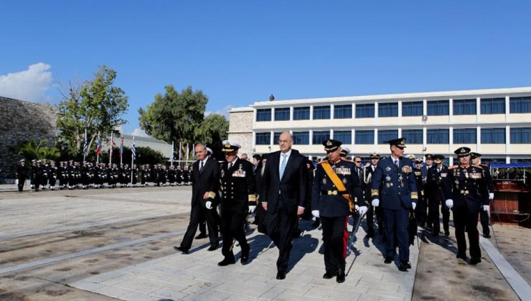 Στη Σχολή Ναυτικών Δοκίμων ο Ν.Δένδιας για τον εορτασμό του ΠΝ [εικόνες]