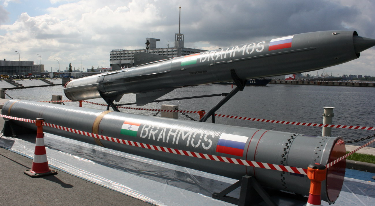 BrahMos: Ο ινδορωσικός πύραυλος κρούζ εν δράσει [βίντεο]