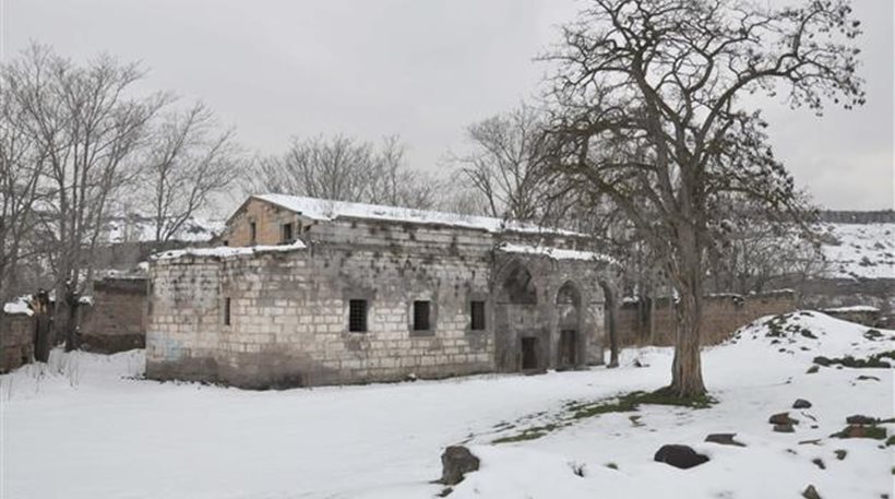 Τούρκος πουλά ελληνική εκκλησία-μνημείο του 18ου αιώνα!