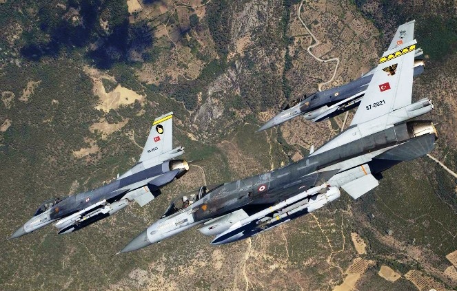 Επτά παραβιάσεις από τουρκικά F-16 αμέσως μετά την απόσυρση της ΝΟΤΑΜ – Έφαγαν “ξύλο” από την ΠΑ