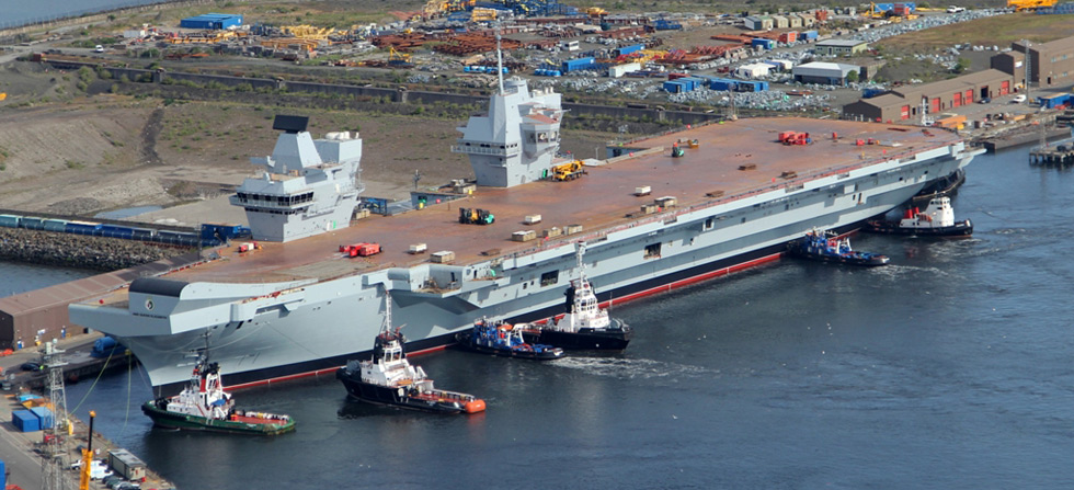 Το HMS Queen Elizabeth θα ξεκινήσει τις δοκιμές το 2016 [βίντεο]