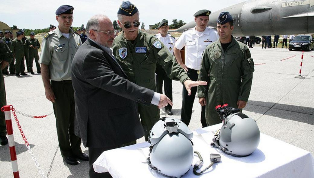 Επίσκεψη Κ. Ήσυχου στο ΑΤΑ, στο ΕΚΑΕ και στην 110ΠΜ [εικόνες]