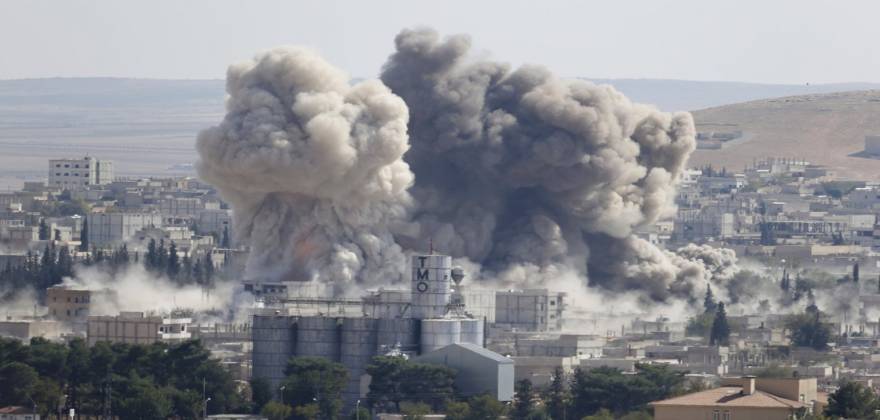 Τουλάχιστον 35 νεκροί σε επίθεση ισλαμιστών στο Κομπάνι [βίντεο]