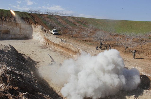 Εγκλωβισμένοι στην πόλη Al-Suqaylabiyah από το ISIL 15.000 Ελληνορθόδοξοι δίνουν μάχη για την ζωή τους (vid, εικόνες)