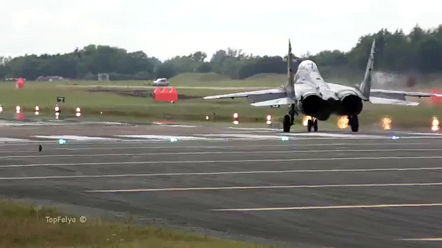 Δείτε την κάθετη απογείωση ενός MiG-29 (vid)