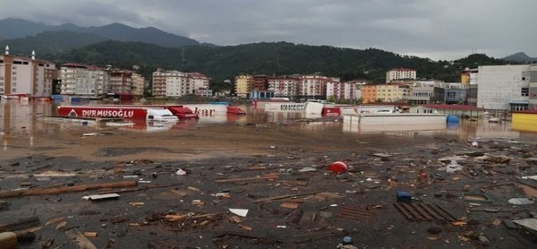 Φονικές πλημμύρες πλήττουν την Τουρκία – Οκτώ νεκροί, δύο αγνοούμενοι