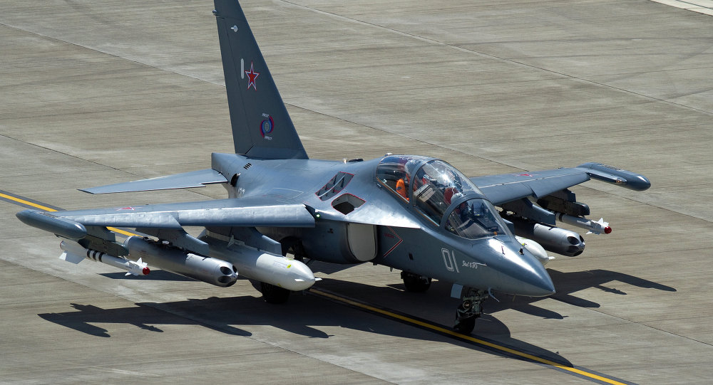 Το Yak-130 αναβαθμίζεται και μετατρέπεται σε πολεμική μηχανή [γραφημα-βίντεο]