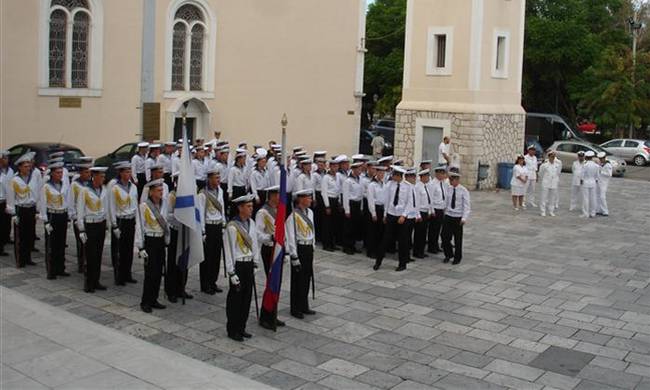 Υποδοχή πληρώματος πολεμικού πλοίου του ρωσικού Στόλου στην Πάτρα (φωτο)