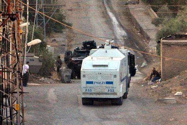 Συνέλαβαν Κούρδο δικηγόρο γιατί αρνήθηκε ότι το PKK είναι τρομοκρατική οργάνωση