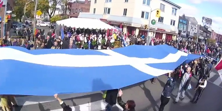 Παρέλαση για την Εθνική Επέτειο στο Τορόντο [βίντεο]