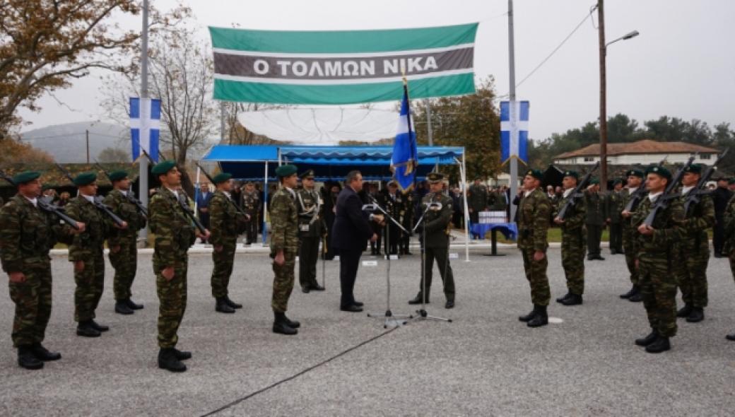 Καταδρομείς, πεζοναύτες και αεροπορία στρατού επισκέφθηκε ο Π.Καμμένος [φωτο]