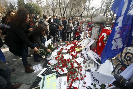 Τουρκία: Επιδότηση καυσίμων σε πτήσεις για την προσέλκυση τουριστών μετά το μακελειό στην Κωνσταντινούπολη