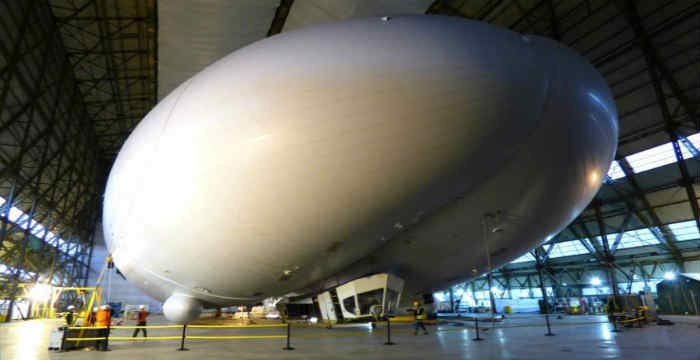 Airlander-10: Η μεγαλύτερη ιπτάμενη κατασκευή στον κόσμο [φωτό-βίντεο]