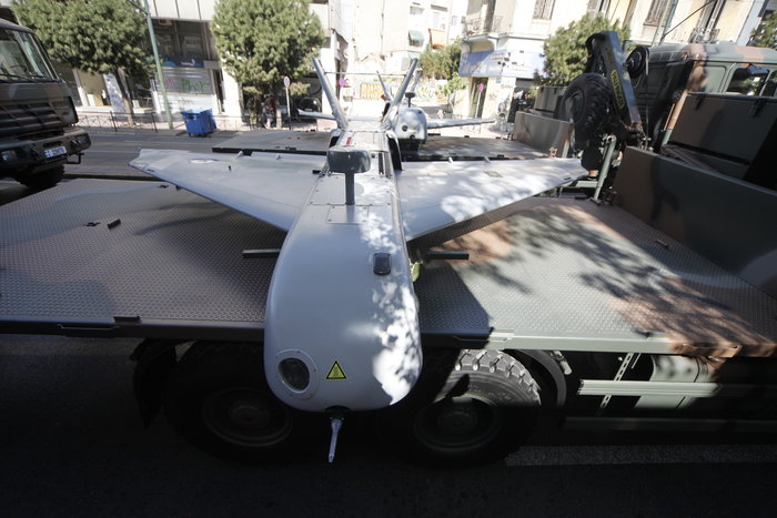 Παρουσιάστηκαν τα drones των Ενόπλων Δυνάμεων στην παρέλαση (φωτό)