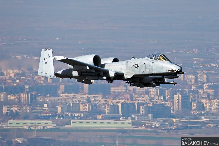 Thracian Thunder 2016: Αμερικανικά A-10 και βουλγαρικά Su-25 σε κοινή άσκηση (Βίντεο)