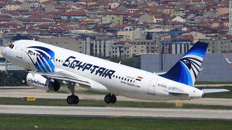 EgyptAir: Οι Ισραηλινοί μιλούν για τρομοκρατικό χτύπημα από τον ISIS – Ερώτημα αν η βόμβα μπήκε σε Παρίσι ή Κάιρο