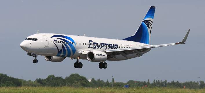 EgyptAir: Τα ανθρώπινα μέλη που ανασύρθηκαν δείχνουν ότι έγινε έκρηξη στο αεροπλάνο