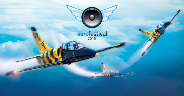 Aerofestival 2016: Δείτε εντυπωσιακές επιδείξεις μαχητικών F-16, Su-22 & Saab Vigen!