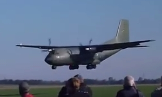 Παραλίγο … «ανώμαλη» προσγείωση για C-130 [βίντεο]