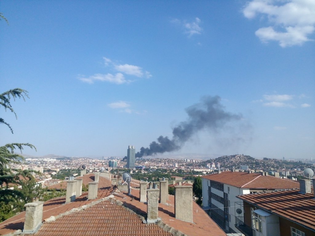 Τουρκική αστυνομία: Φωτιά και όχι έκρηξη ο καπνός στην Άγκυρα (vid)