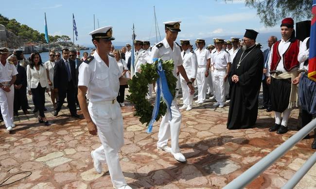 Εκδήλωση του ΠΝ στη μνήμη ναυτών που πολέμησαν στην Αργεντινή (φωτό)