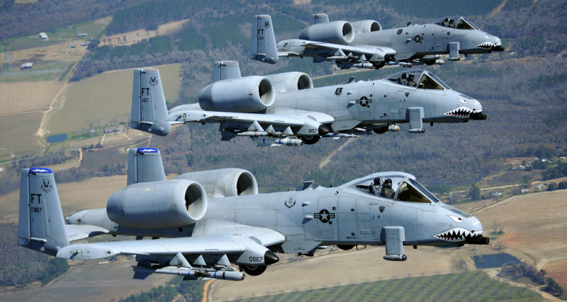 Τέλος στα σενάρια για απόσυρση του “Warthog”: Το Α-10 παραμένει σε υπηρεσία «επ΄ αόριστον»!