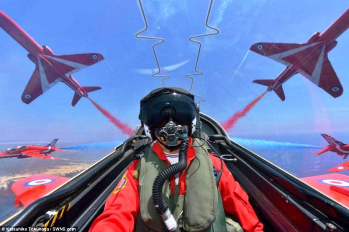 Βίντεο μέσα από το πιλοτήριο: Δείτε τα Red Arrows εν δράση