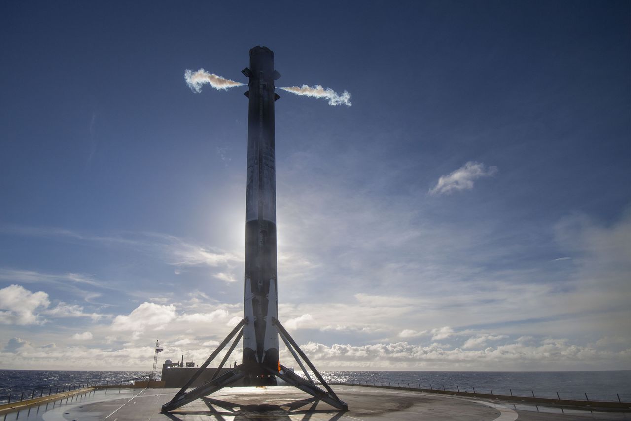 Falcon 9: Επιτυχής η εκτόξευση του πυραύλου της εταιρίας SpaceX