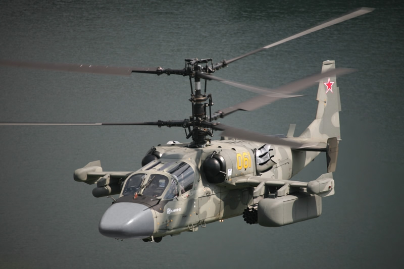 Βίντεο: Δείτε ρωσικά Ka-52 και συριακά Mil Mi-24 να σφυροκοπούν την ISIS στην Παλμύρα