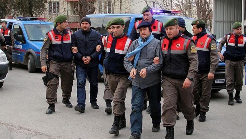 Οικογένειες που προσπαθούσαν να έρθουν στην Ελλάδα συνέλαβαν Τούρκοι στρατοχωροφύλακες στον Έβρο