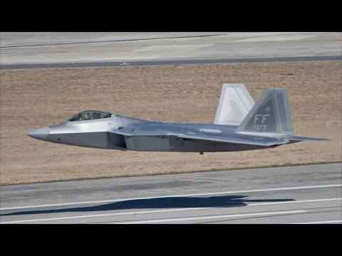 Βίντεο: Το «φονικό» F-22 Raptor σε δράση