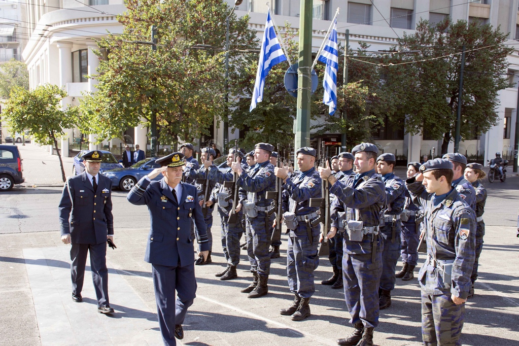 ΓΕΑ: Επιμνημόσυνη Δέηση και κατάθεση Στεφάνων στο Μνημείο Πεσόντων Αεροπόρων (φωτό)