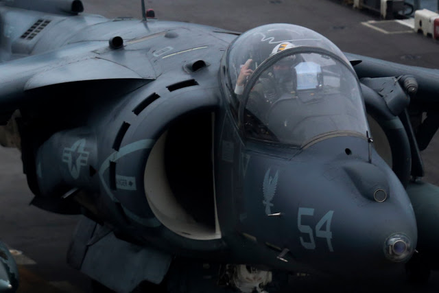 AV-8B Harrier II: Ο «γερόλυκος» των Αμερικανών Πεζοναυτών εξακολουθεί να επιχειρεί και να μαγεύει (βίντεο)