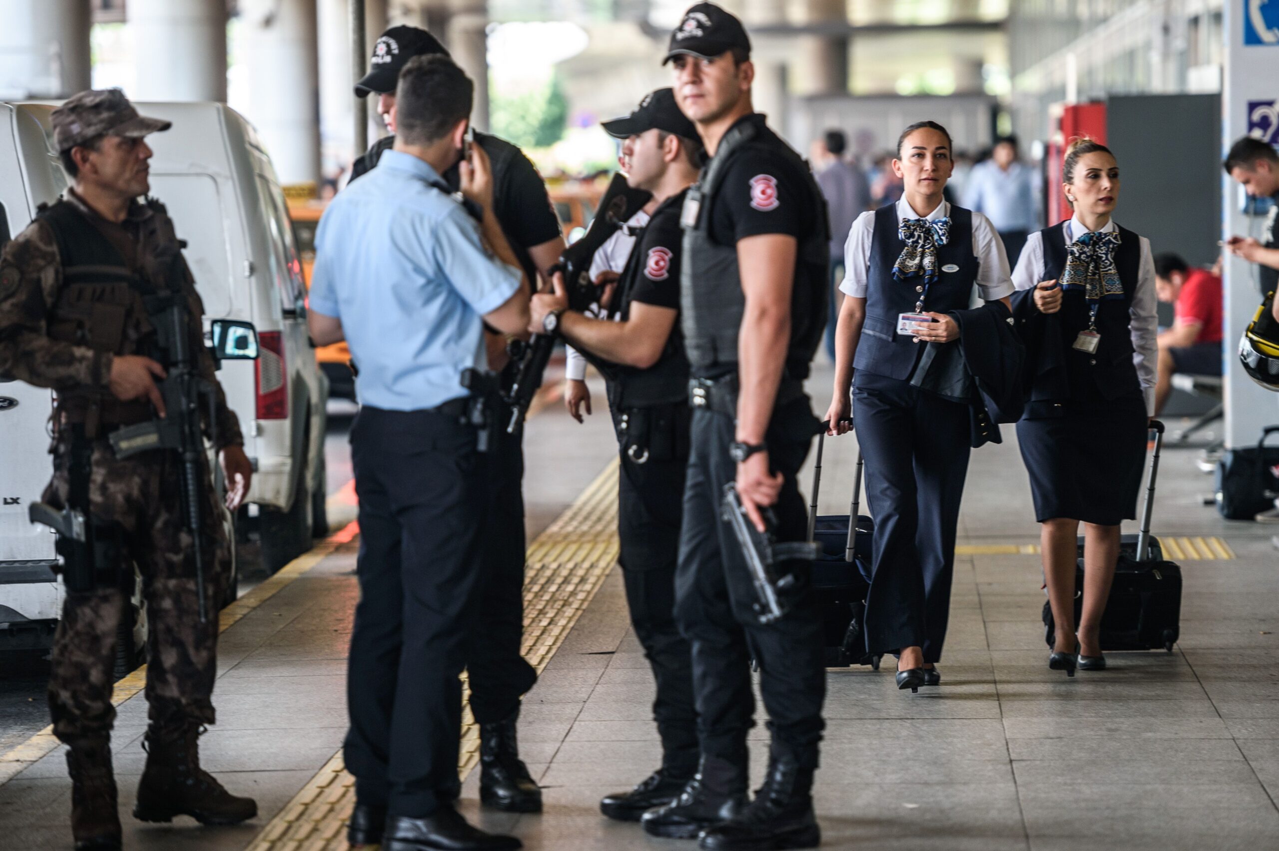 Τουρκία: Συναγερμός για βόμβα σε αεροπλάνο στο αεροδρόμιο της Κων/ πολης (βίντεο)