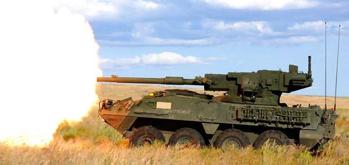 Το αμερικανικό κινούμενο πυροβόλο M1128 Stryker σε δράση! (βίντεο)