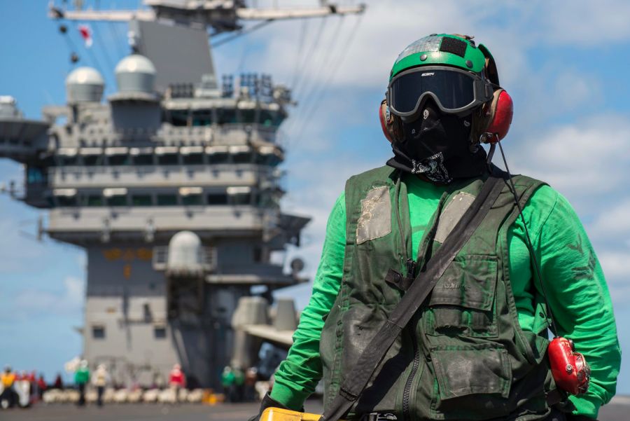 Το USS Harry S. Truman μπήκε στη Μεσόγειο με την ομάδα μάχης του