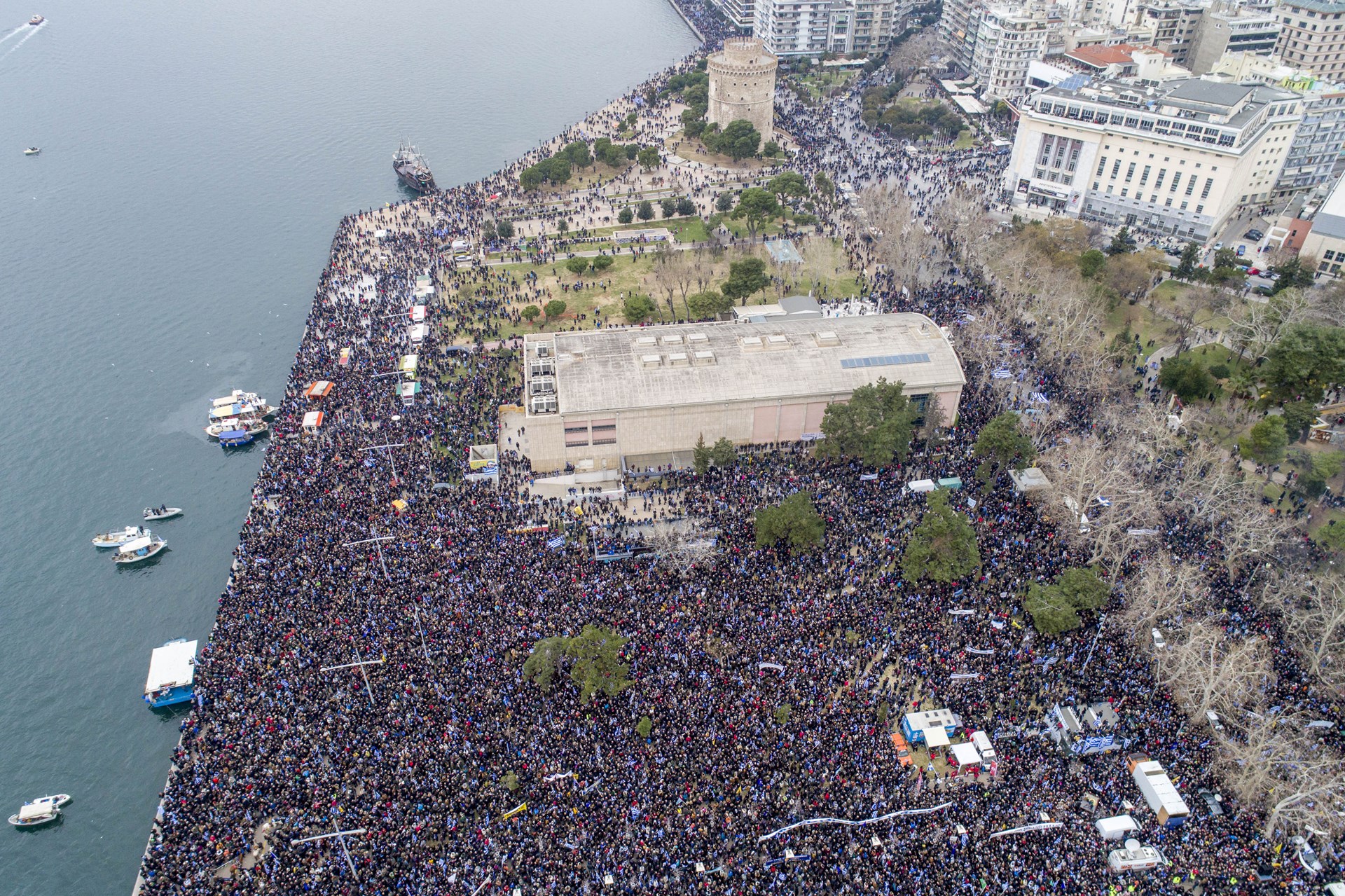 Αντίστροφη μέτρηση για τα μεγάλα συλλαλητήρια της 6ης Ιουνίου κατά της εκχώρησης των δικαιωμάτων της Μακεδονίας